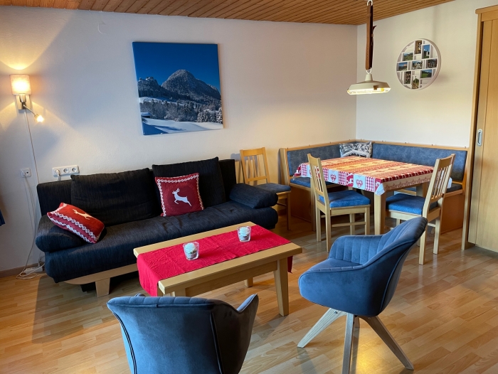 Sonnenalp Edelweiss 12 woon eetkamer 2021